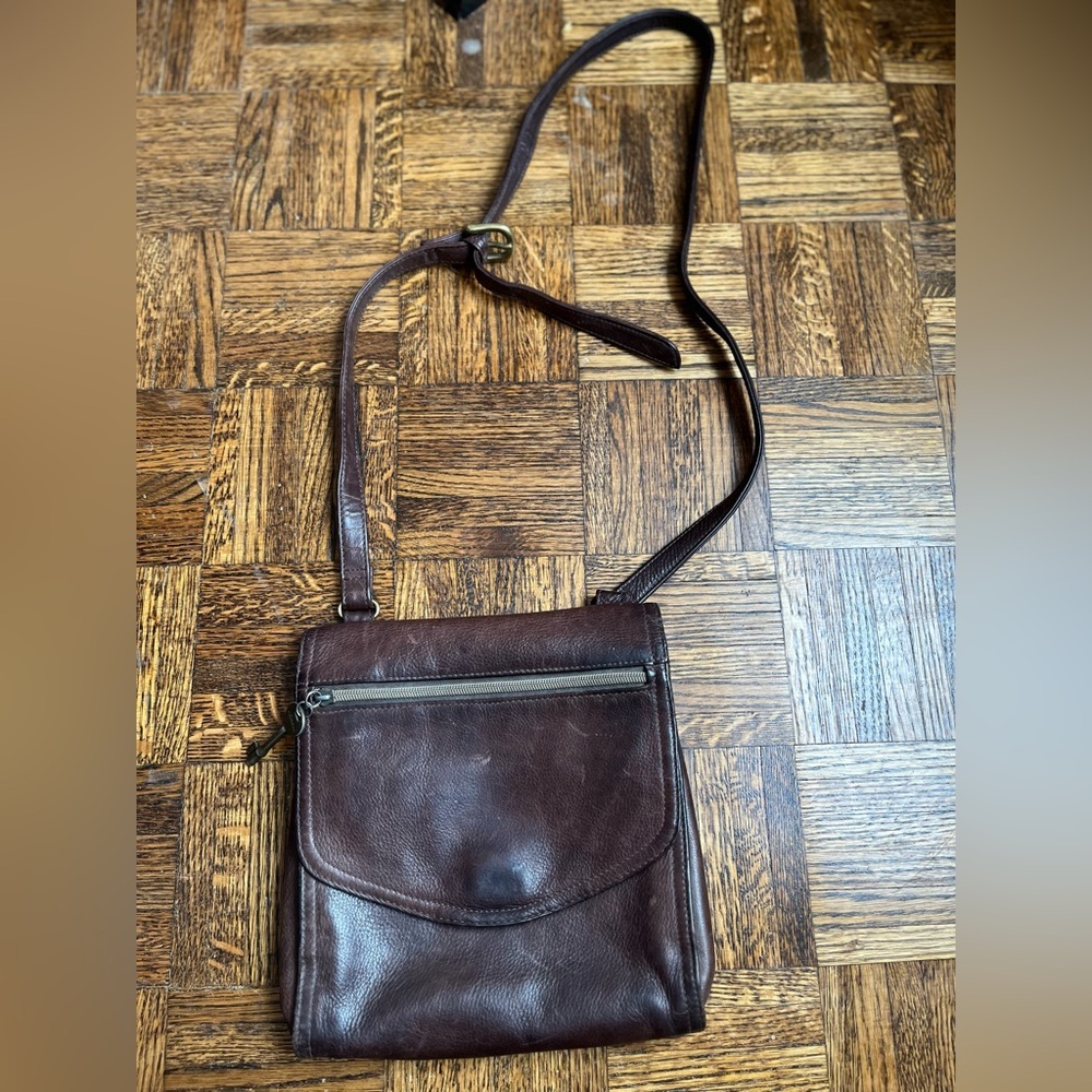 FOSSIL Classic Vintage Leather Crossbody Bag